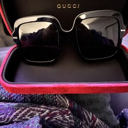 GUCCI Sunglasses (women/100% Authentic)