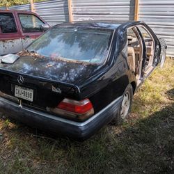 1997 Mercedes Benz S320 Parts Car 