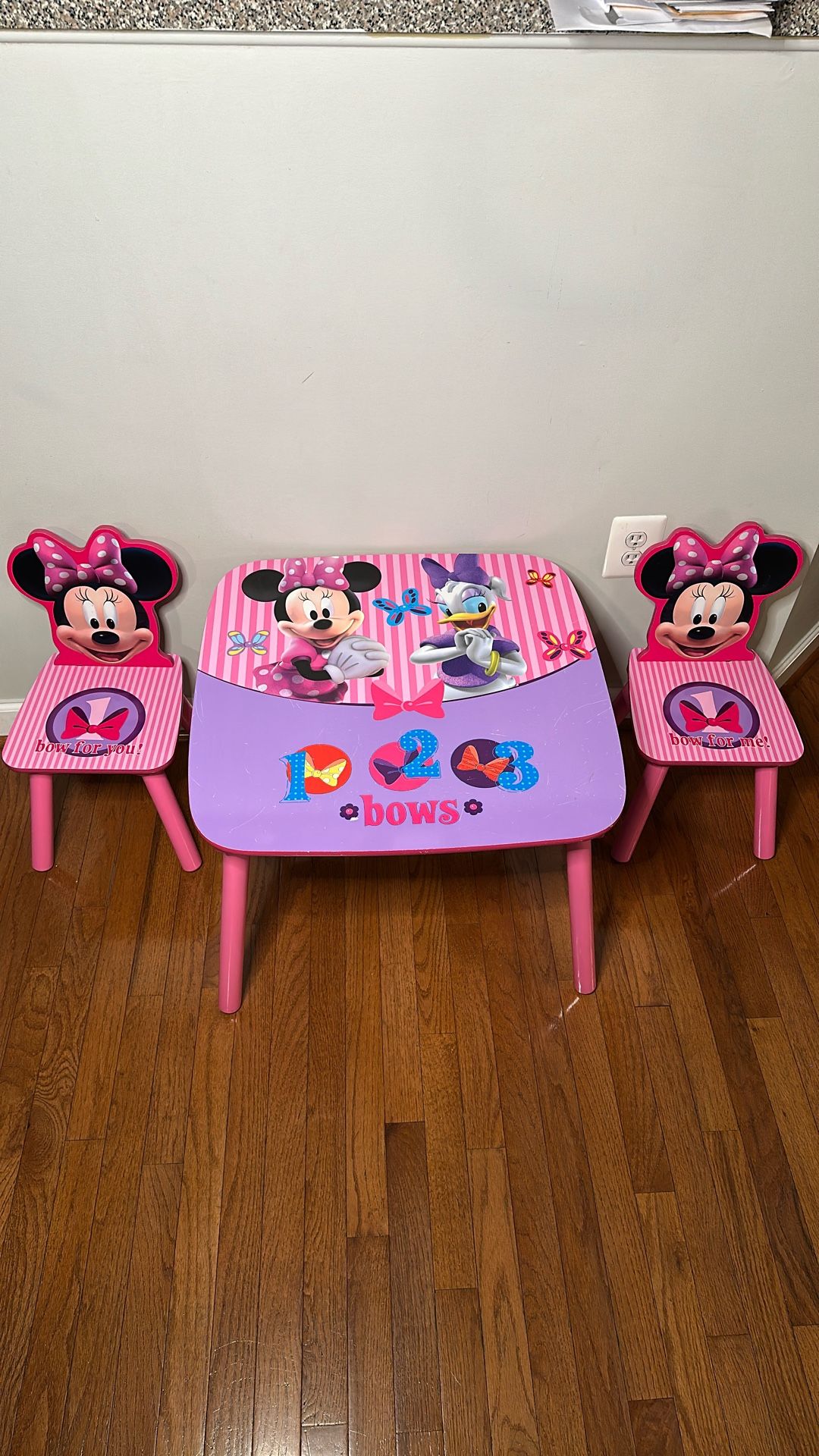 Delta Minnie Mouse Toddler Table