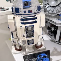 LEGO Star Wars set 75308: R2-D2