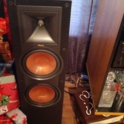 Klipsch Speakers R-28F