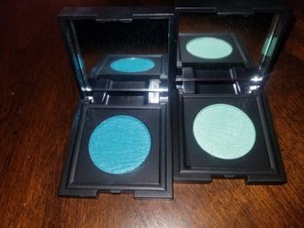 NOMAD eyeshadow