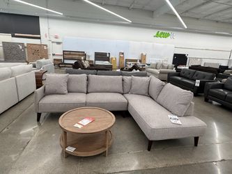 Cavet Linen Sectional 