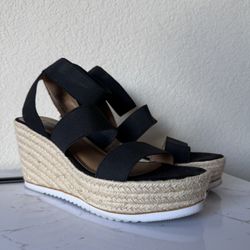 Black Wedge Sandals - Stylish & Comfy!