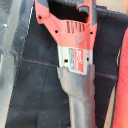 Milwaukee 18 Volt Sawzall W/battery 