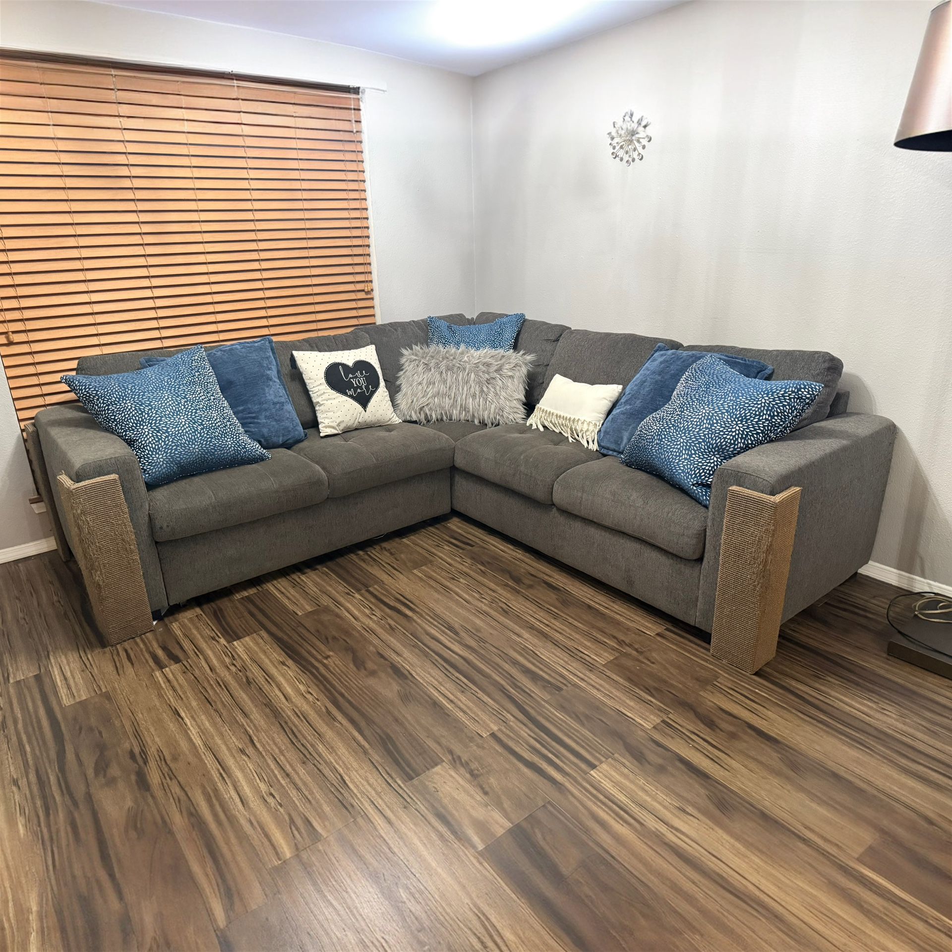 L-shaped Sectional Couch