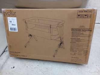 Evolur Stellar Bassinet & Bedside Sleeper