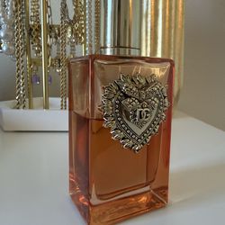 Dolce Gabbana devotion intense perfume