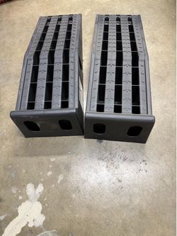 PITTSBURGH  13,000 lbs Capacity Portable Ramp Set, 2-Piece