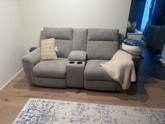 Matching Electric recliners