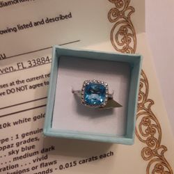 Ring Blue Topaz @ Diamonds White Gold