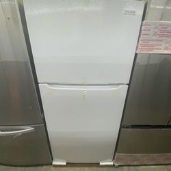 Frigidaire 30” Top Freezer Refrigerator 