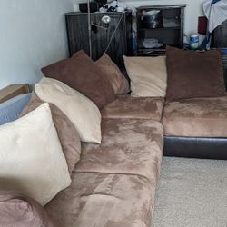 Sectional Couch For Sale (Like New)