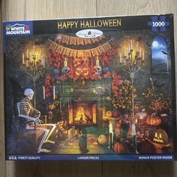 White mountain Happy Halloween