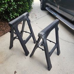 
Saw horses
