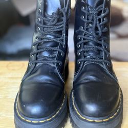 Dr. Martens Jadon Platform Boots – Black – Size 8