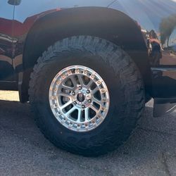 17" AXD RINES Y LLANTAS 35/1250/17 ARROYO MT