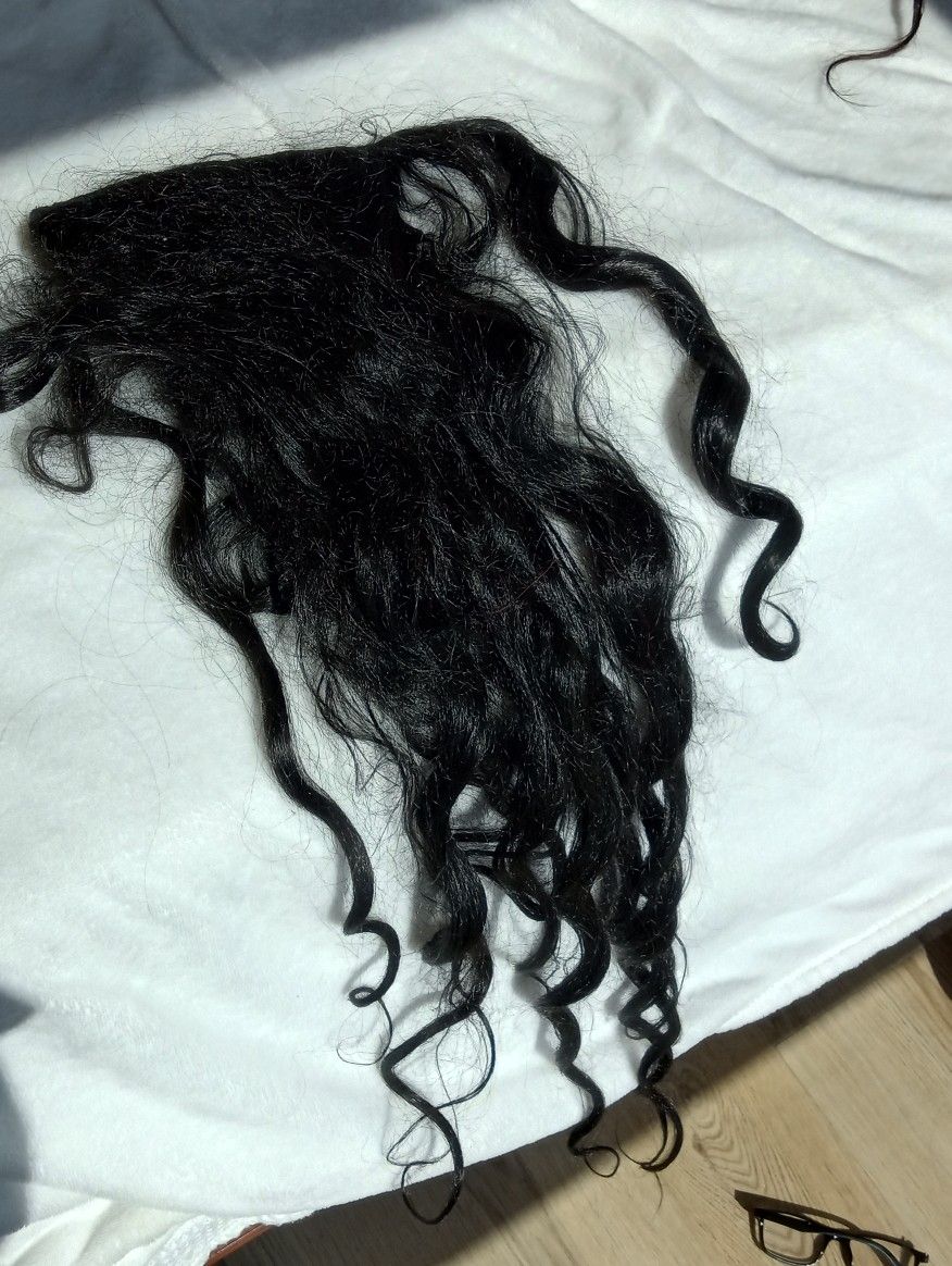Hair Extensions/Clip On/Partial