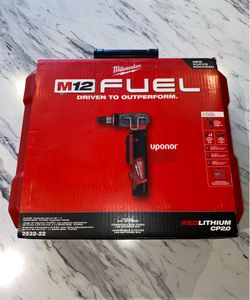 Milwaukee M12 FUEL ProPEX Expander Tool Kit with 1/2 in. - 1 in. RAPID SEAL ProPEX Expander Heads