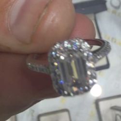 Diamond Ring 