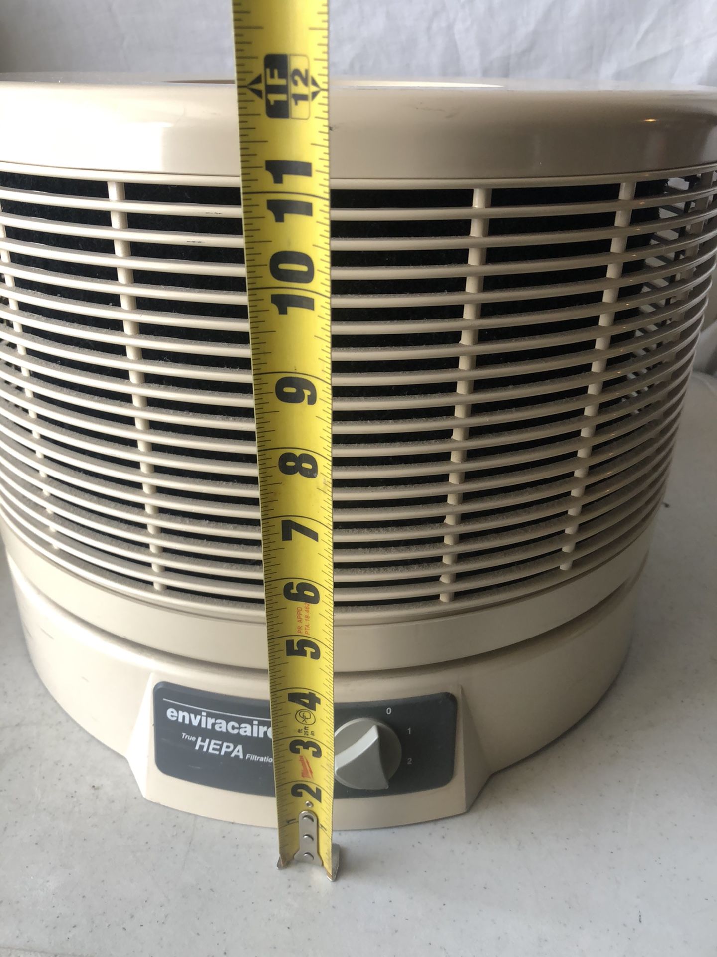 PRICE IS FIRM Honeywell 12520 HEPA Air Purifier COVERS 320 sq ft !!BRAND NEW FILTERS!! COMPLETELY CHANGES THE WHOLE AIR IN THE ROOM 6 times every hour