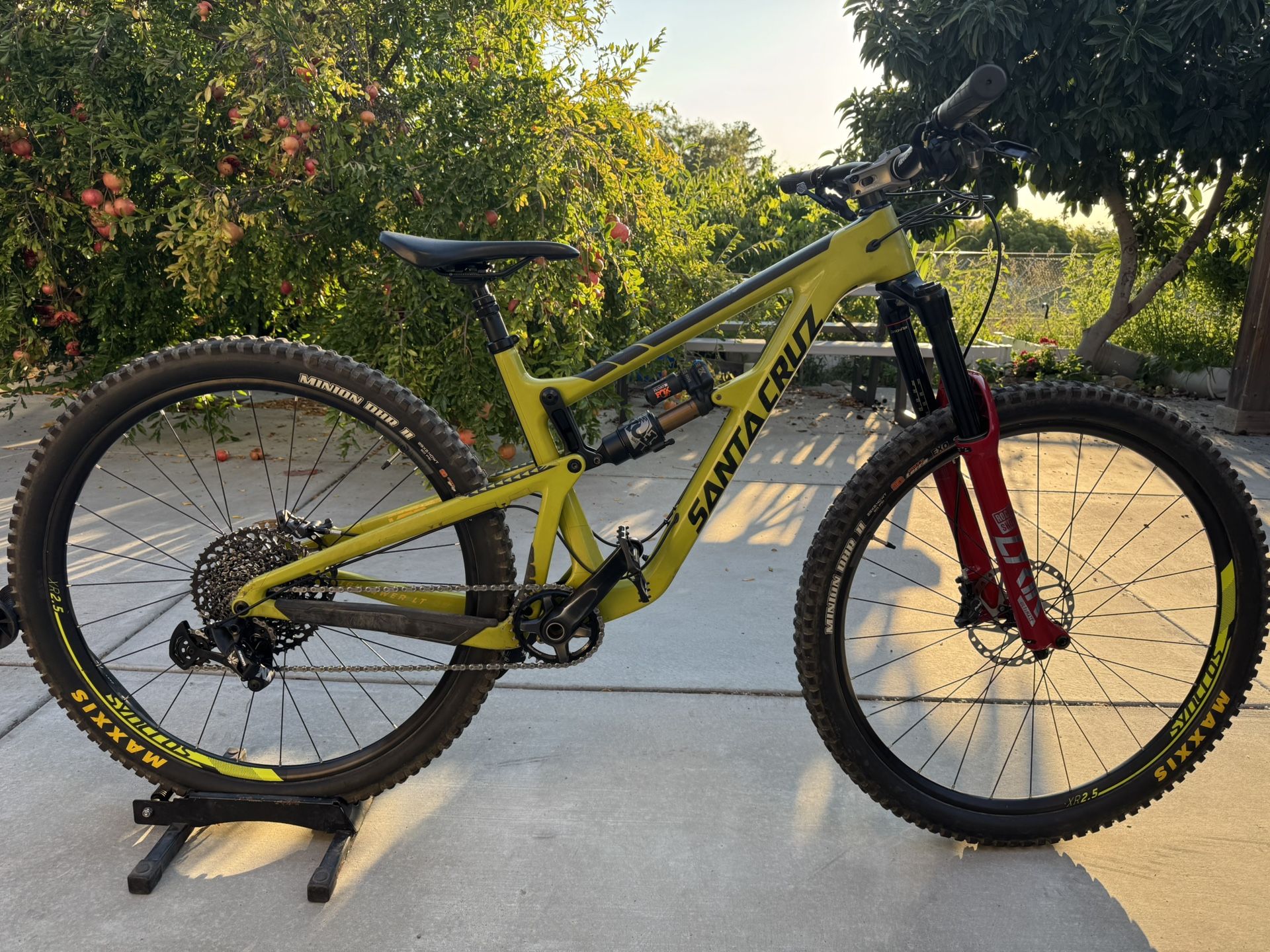 SANTA CRUZ HIGHTOWER CC READY TO RUN