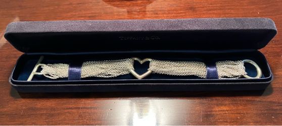 ESTATE SALE: Tiffany silver heart mesh bracelet