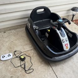 Kidzone Kids Toy Electric Ride On Bumper Car Vehicle w/ Remote Control in GREAT Condition!