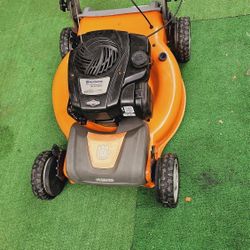 USED. Lawn Mower 22" Husqvarna 