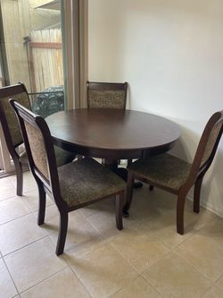 Round Wood Dining Table with 4 Chairs
