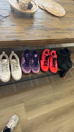 4 pairs of basketball shoes