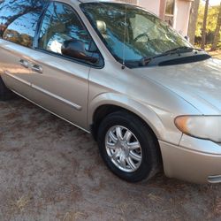 2003 Chrysler Caravan