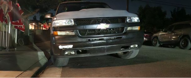 Chevrolet Silverado Full-Size Truck