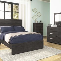 Belachime Black Youth Bedroom Set

