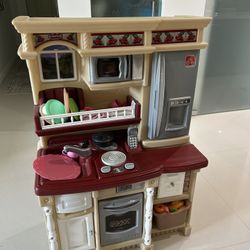 Kids Play Kitchen 