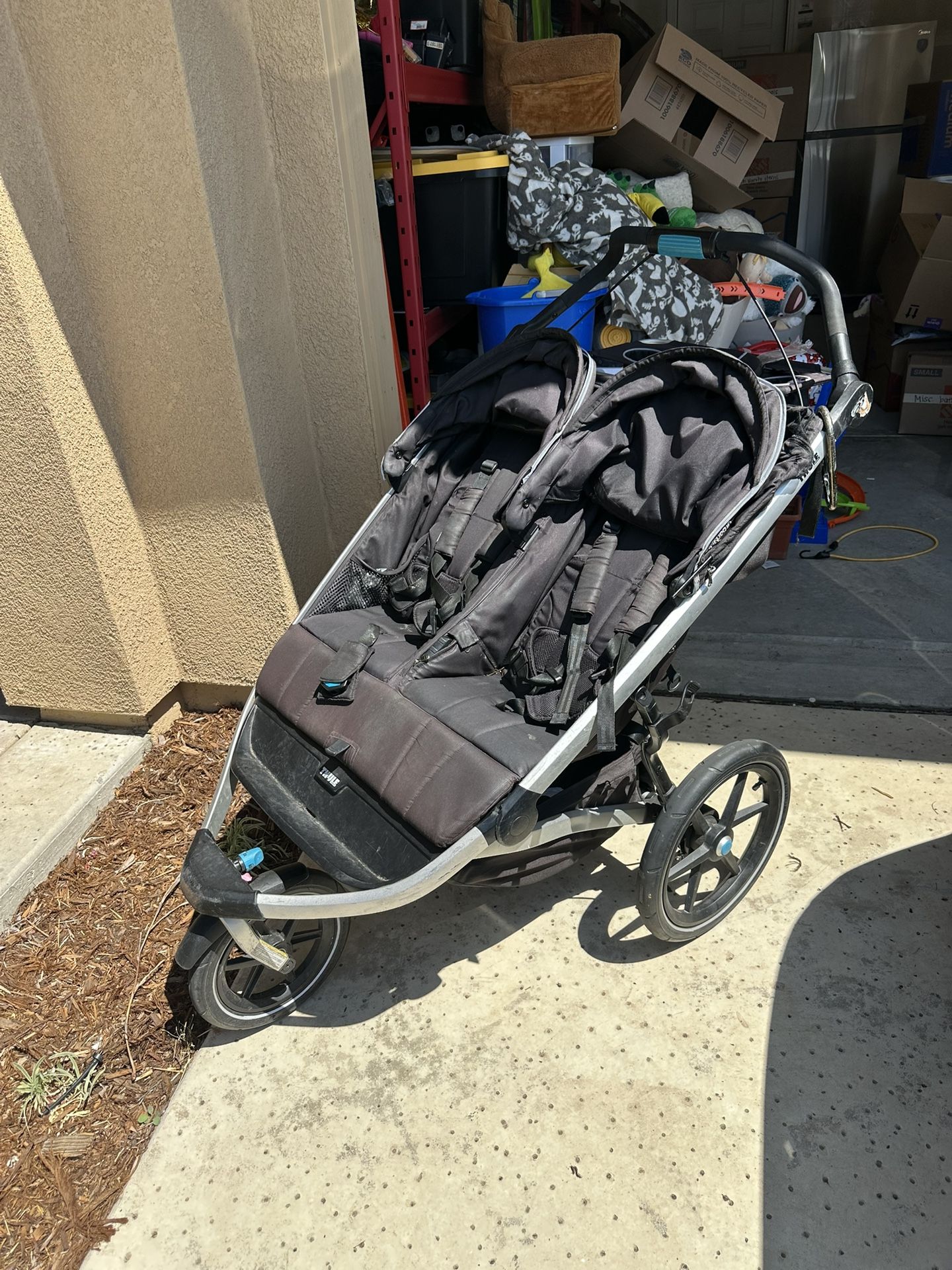 Thule Urban Glide Double Jogging Stroller