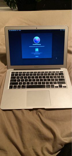 Apple MacBook Air 13-Inch Laptop