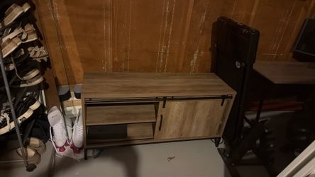 Tv stand