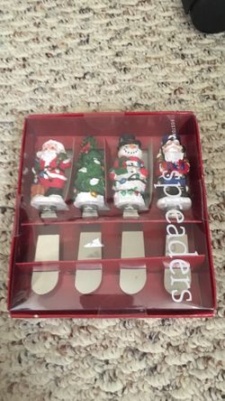 Christmas themed spreaders and dish