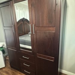 BROWN WARDROBE