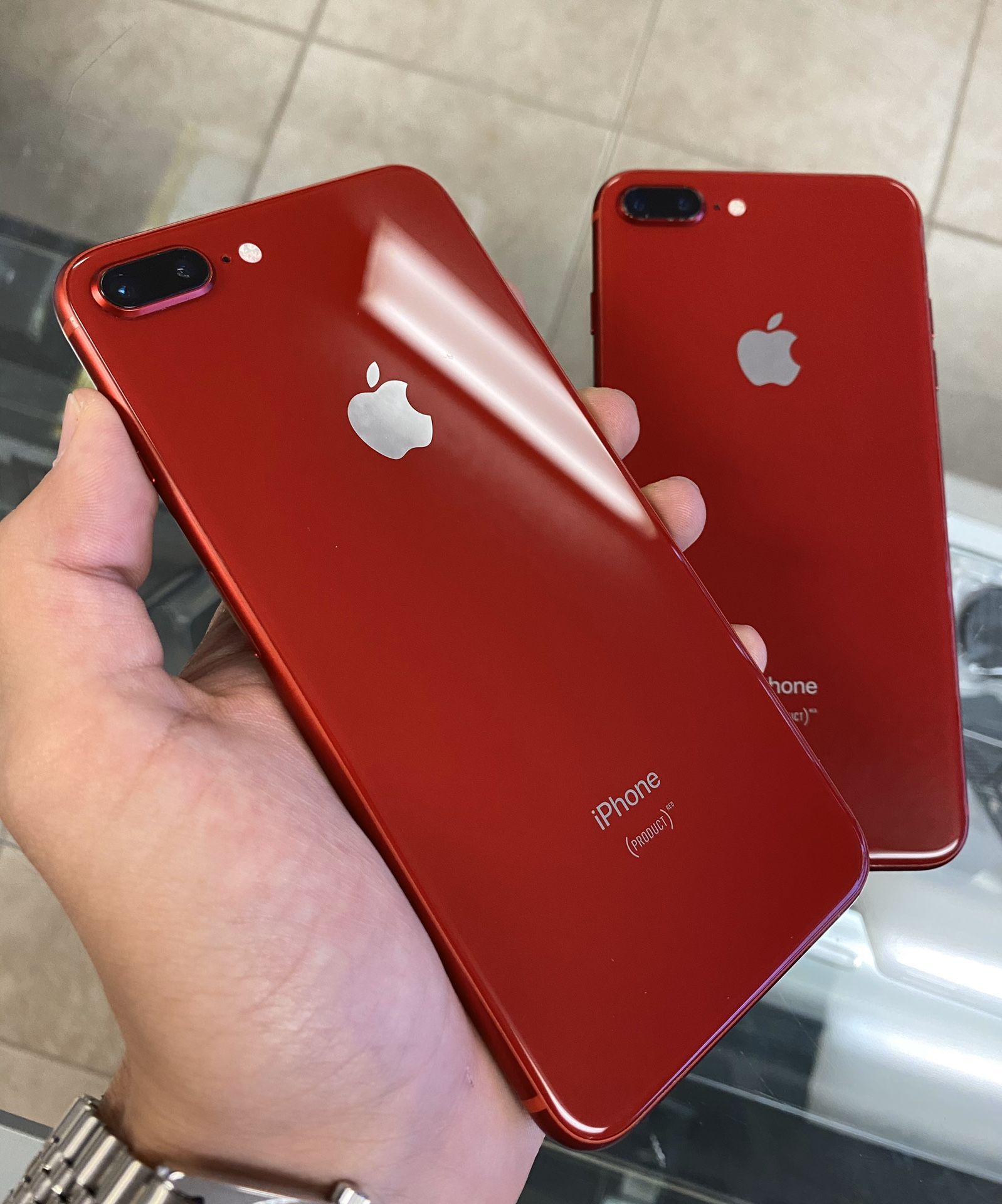 iPhone 8 Plus 64gb (PRODUCT)RED, Unlocked any carrier, MEXICO / INTERNATIONAL use also 🇲🇽LIBERADO🇲🇽