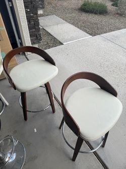White Bar stools/ cherry wood color