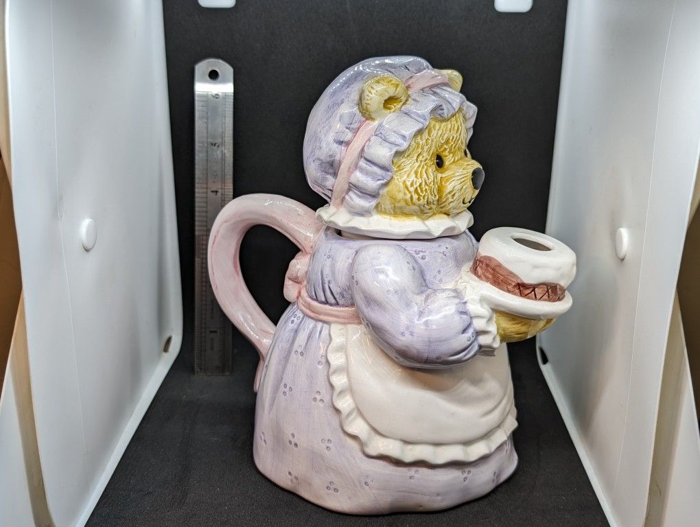 Vintage Heritage Mint Bear Teapot Ceramic Cake Honey Apron Bonnet 7" SEE BIO