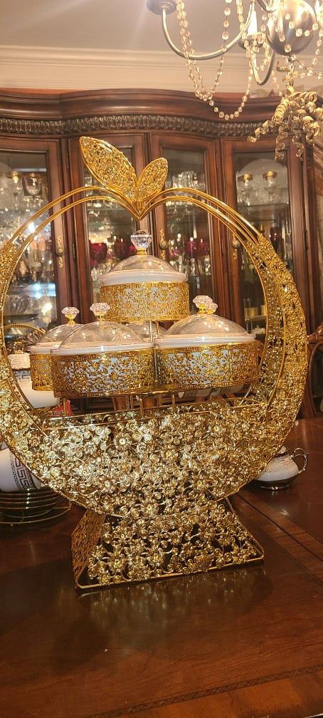 Gorgeous Center Piece For Snacks/fruits And More