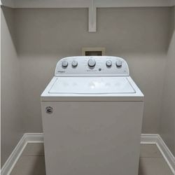 Whirlpool Top-Load Washer - Large Capacity, Heavy Duty