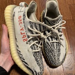 Yeezy 350 V2 Zebra Size 10