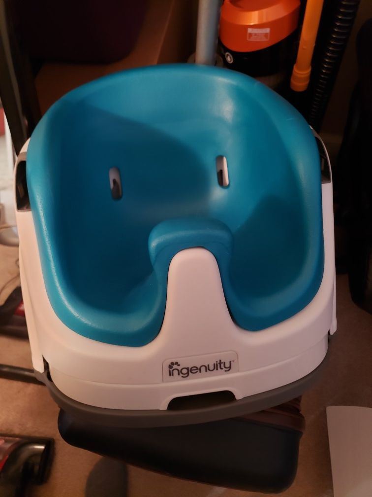 Infant/toddler booster seat for $20