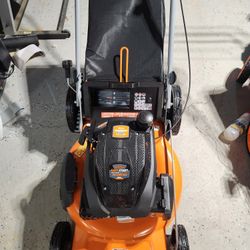Yardmax Push Lawn Mower Brand New