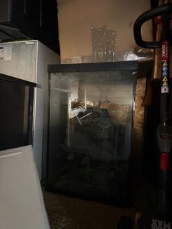 Moving sale