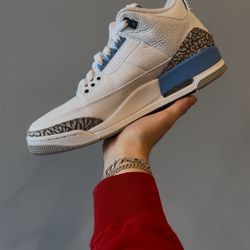 Jordan 3 Retro UNC (2020) 
